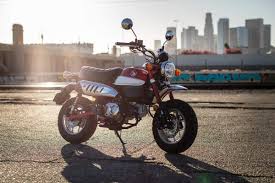 Minat bikin custom honda monkey bobber ini pilihan basis motor bebek yang bisa diakan gridoto com. 2021 Monkey Overview Honda