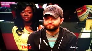 Some Guy On Tmz Wearing A Wvu Hat Guys How To Wear Celebs