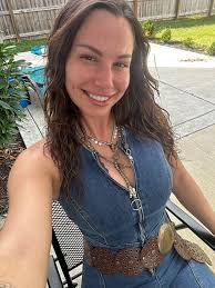 That breeze y'all feel is the Aquarius letting y'all know we