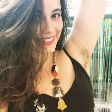 She attached a photo of sophia loren, who famously flashed her growth on red carpets i hope girls can show off their armpit hair without fear. Hairy Armpits Is The Latest Women S Trend On Instagram Bored Panda