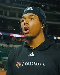 Carson Bryant's Instagram, Twitter & Facebook