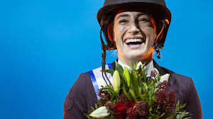 The daughter of musicians bruce springsteen and patti scialfa, she is a show jumping champion rider who has represented the united states equestrian team in international competition. Jessica Springsteen Die Tochter Vom Boss Bei Olympia