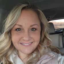 Mary Balcom's Instagram, Twitter & Facebook