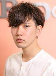 2019年 ツーブロックヘア特集 彼氏にしてほしい髪型15選 髪型 ツーブロックヘア 彼氏