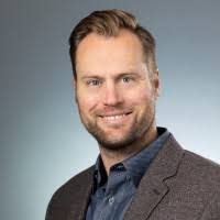 80+ "Tom Se" profiles