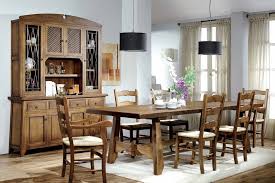 Lo más importante en un ambiente pequeño es la distribución, el orden y la cantidad de muebles que puedes tener en él. Consigue El Encanto Del Campo En Tu Comedor Rustico Ideas Para Decorar