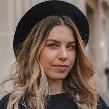 Trouvez un freelance Design disponible sur Malt