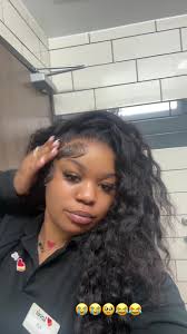 Kia Reese's Instagram, Twitter & Facebook