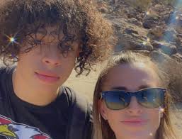 Sarah Fultz (@sarahsmilezca) · Instagram 照片和视频