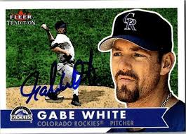 Gabe White autographed baseball card Colorado Rockies 2001 Fleer Tradition  #173