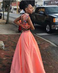 Prom hairstyles for black women. 6 Gorgeous Hairstyles Fit For The Prom Queen
