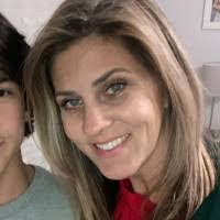 Rebecca Bellew's Instagram, Twitter & Facebook