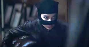 And today during dc fandome we got a very small glimpse of the new iteration of the. Zoe Kravitz S Catwoman Revealed In The Batman Footage