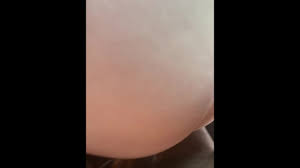 White girl loves creaming in the backseat