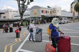 In a joint press statement released on 14 july, the minister of foreign affairs dato' seri hishammuddin tun. World News Day Malaysians Returning To Singapore For Work As Border Controls Ease World News Top Stories The Straits Times