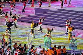 東京オリンピック閉会式のプログラム オリンピックの閉会式は、オリンピックの憲章規定により行われます。 オリンピック憲章規定では、 1.選手入場 2.整列 3.国旗掲揚 4.ioc会長へ寄贈旗を渡す 5.ocog（オリンピック組織委員会）会長 Rvm3fpnwanhqcm