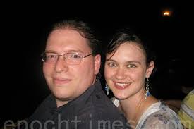 艺术教师：演出太棒了！