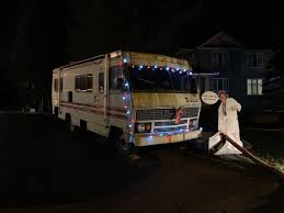 No matter which phone you own or what screen size it good quality or hd phone wallpapers are one of the biggest concerns and demands now a days. Katherine Dines On Twitter In The Spirit Of National Lampoon S Christmas Vacation Ottawa S Very Own Griswold Family Is Raising Money For Stittsville Food Bank Festive Root Ball Tree Strapped To Station Wagon