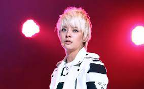 Amber f(x) se laisse pousser les cheveux pour changer d. F X S Amber With Long Hair Nope It S Just Her Soompi