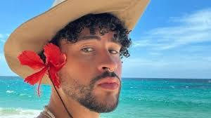 Leah Munoz's Instagram, Twitter & Facebook