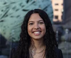 Toni Meyers's Instagram, Twitter & Facebook