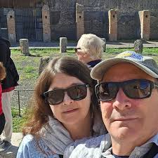 What are the dining options