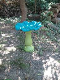 Bird In Bird Bath Pin By Stephanie Marshall Rowe On It S For The Birds Bird Bath Garden Bird Bath Diy Bird Bath