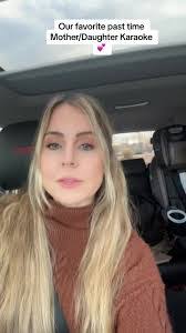 Jenna Boo's Instagram, Twitter & Facebook