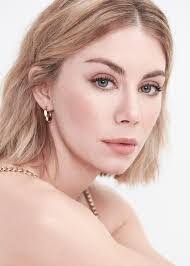 Sarah Symcox's Instagram, Twitter & Facebook