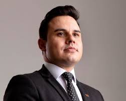 Acadêmica da Guairacá recebe menção honrosa por pesquisa sobre estupro