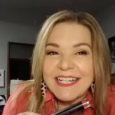 Barbara Desmond's Instagram, Twitter & Facebook