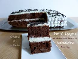 Pan Di Spagna Al Cioccolato Torta Rettangolare Ricetta Dosi Pan Di Spagna Al Cioccolato Cioccolato Ricette Al Cioccolato