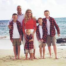 Maybe you would like to learn more about one of these? 10 Beach Christmas Photo Shoot Ideas Beach Christmas Christmas Photos Christmas Photoshoot