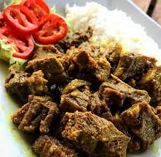 The preparation of this dish à la jamaica includes steaming the callaloo leaf and then cooking with saltfish or mackerel, salt, onions, and scallions. Jamaican Cuisine 10 Must Try Jamaican Dishes Goats On The Road