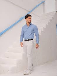 CalÃ§a de sarja cinza (Calça Sarja Regular Monte Leste Cinza)