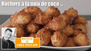 Rochers Noix De Coco Recette Facile Par Chef Sylvain Rocher Noix De Coco Recettes De Cuisine Recette Macaron