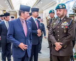 However, sultan haji hassanal bolkiah, better known as the sultan of brunei is one such person who is well versed with. Thebruneian News On Twitter 1 3 His Majesty The Sultan And Yang Di Pertuan Of Brunei Darussalam Yesterday Received In Audience The Crown Prince Of Johor His Royal Highness Tunku Ismail Who Presented Warkah Perutusan