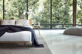 Steal This Look A Midcentury Inflected Bedroom Featuring Casper S Newest Mattress Plus A Cyber Monday Sale Remodelista Spring Bedroom Bed Mattress