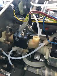 Breville coffee machine solenoid valve 3 way group valve bes860/14.9. Breville Bes830xl A Broken Part