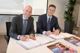 The deployment is also referred to by its project name project kuiper. Philips And Erasmus University Medical Center Sign Partnership News Philips