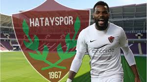 Aaron boupendza için sürpriz bir. L Ancien Enfant Terrible Des Girondins De Bordeaux Aaron Boupendza Affole Les Compteurs En Turquie