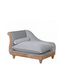 Featuring quality materials and craftsmanship, all our pet furniture has a strong wooden frame. Noble Kleine Chaiselongue Fur Hunde Oder Katzen Hundesofa Mit Grauem Samtbezug