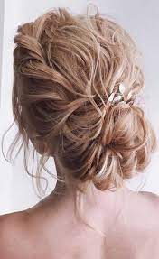 44 Messy Updo Hairstyles The Most Romantic Updo To Get An Elegant Look Loose Wedding Hair Wedding Hair Inspiration Hair Styles