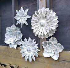 Alibaba.com offers 6,695 metal outdoor flowers products. Metal Wall Flowers Garden Wall Art Fence Flowers Outdoor Etsy Metal Wall Flowers Metal Flowers Metal Flower Wall Decor