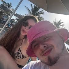 He needed it, and was soooo close #cornhole #stickside  #americancornholeleague #aclpro