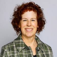 Elaine Marchand's Instagram, Twitter & Facebook