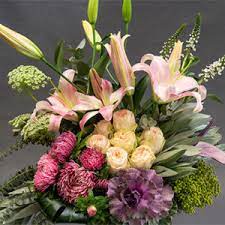 Fresh flowers for bookings or buy any occasion, weddings, functions or just for home. Boutique Florist In Cape Town Aspen Flowers Co