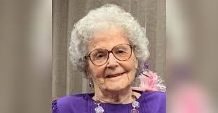 Joanne Hager's Instagram, Twitter & Facebook