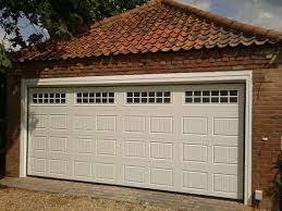 Garage doorway width (the single door): Double Garage Door Size With Garage Window Inserts Home Interiors Garage Doors Garage Door Styles Garage Windows