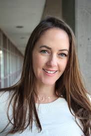 How to edit a LinkedIn headshot for a professional look?